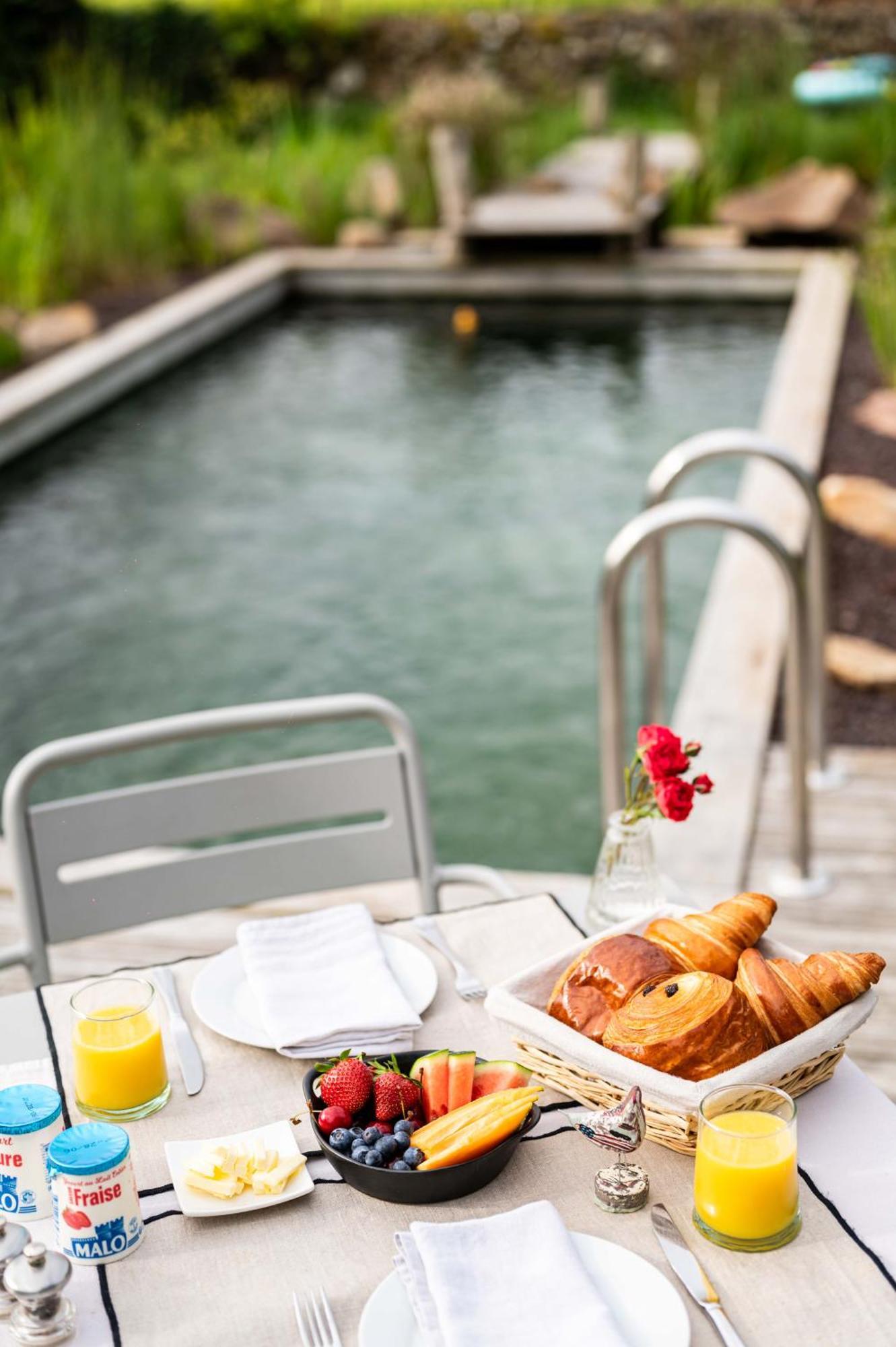 Manoir De Jouralem Bed & Breakfast Blaison Bagian luar foto